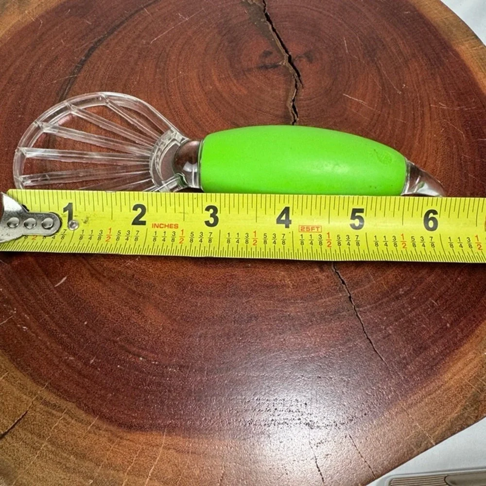 KitchenAid Avocado Slicer Tool Lime Green Handle 3-in-1 Slicer Scooper 135F